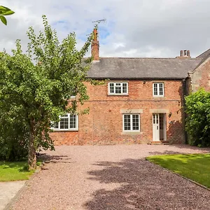Well House Farm Flat 2 Chester